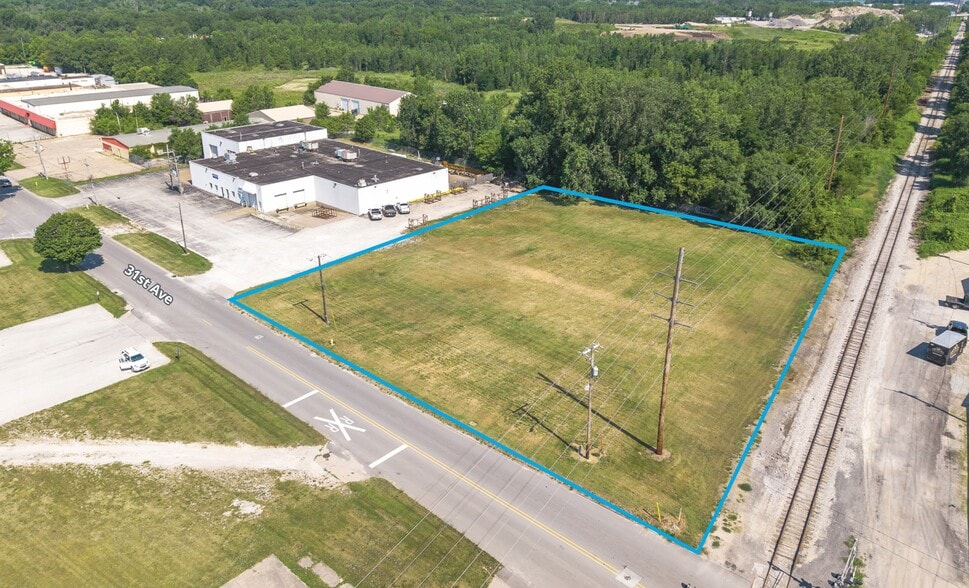417 31st Ave, Rock Island, IL for sale - Aerial - Image 1 of 3