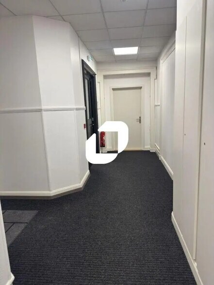 32-34 Allée De La Robertsau, Strasbourg à louer - Photo du bâtiment - Image 3 de 18