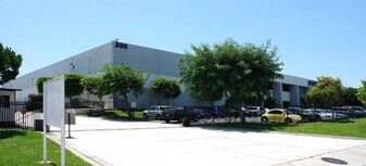 300-350 W Artesia Blvd, Compton CA - Entrepôt