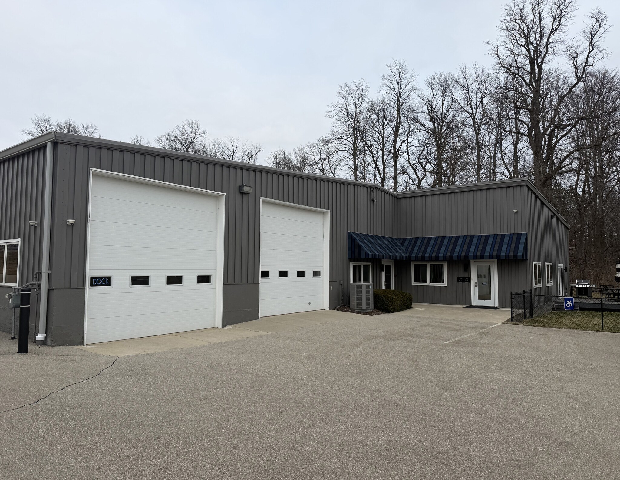 7253 Sheridan Springs Rd, Lake Geneva, WI for lease Building Photo- Image 1 of 8