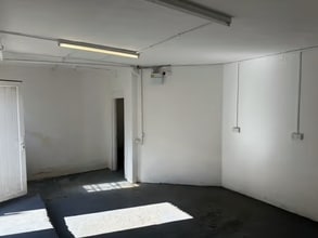 Marine Rd, Pevensey Bay for lease Interior Photo- Image 2 of 3