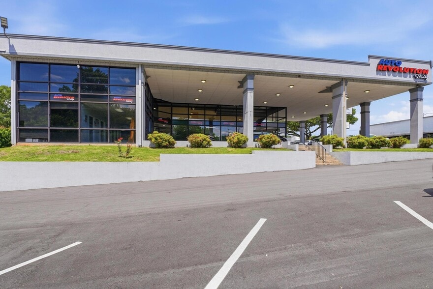 325 W Dixon Blvd, Shelby, NC à louer - Photo du bâtiment - Image 3 de 22
