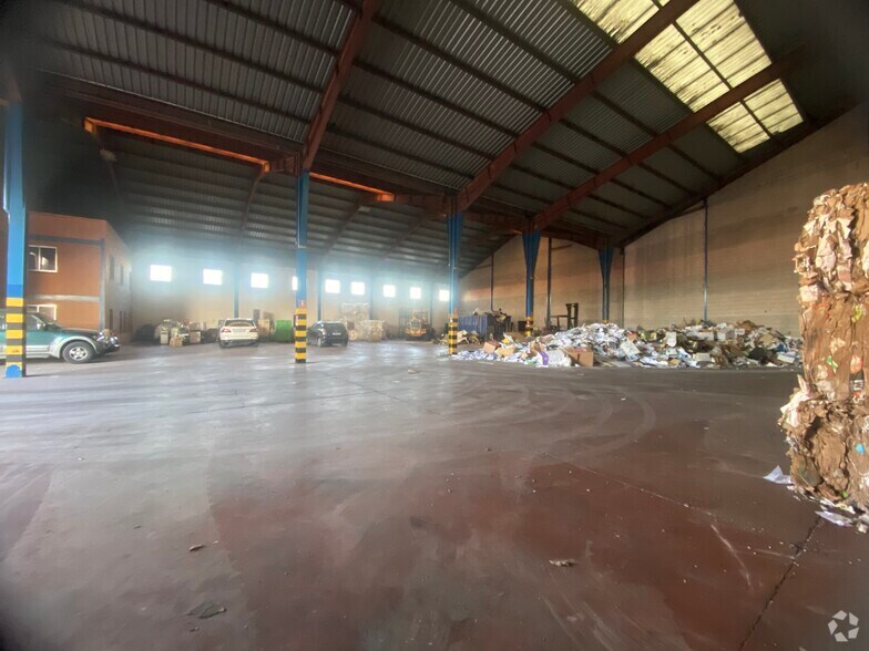 Industrial in Leganés, Madrid for lease - Building Photo - Image 2 of 5