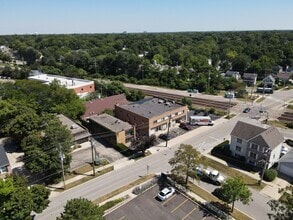 175 N Washington St, Wheaton, IL - AERIAL  map view