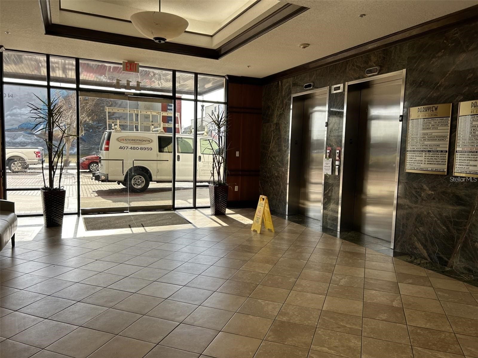 111 E Monument Ave, Kissimmee, FL for lease Building Photo- Image 1 of 3