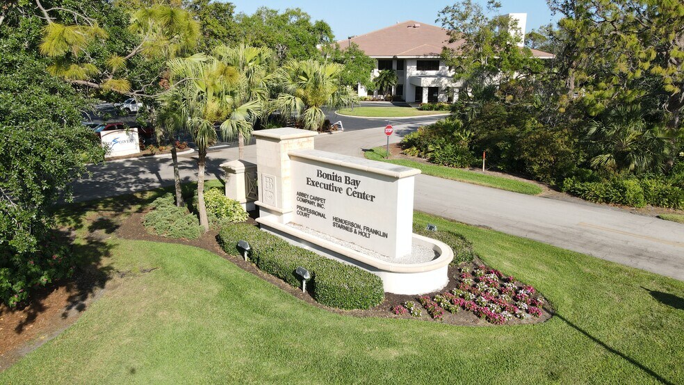 3451 Bonita Bay Blvd, Bonita Springs, FL à louer - Photo du bâtiment - Image 2 de 47