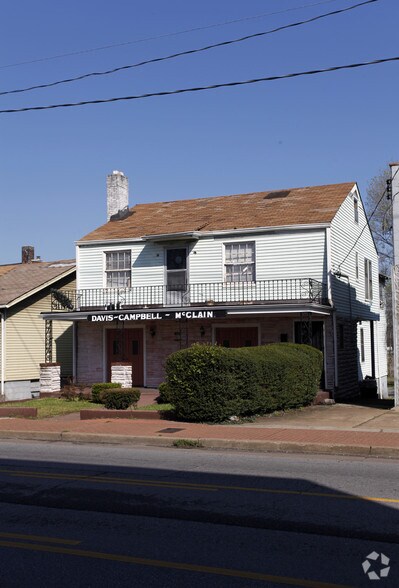 Jefferson St portefeuille de 2 propriétés à vendre sur LoopNet.ca - Photo principale - Image 2 de 2