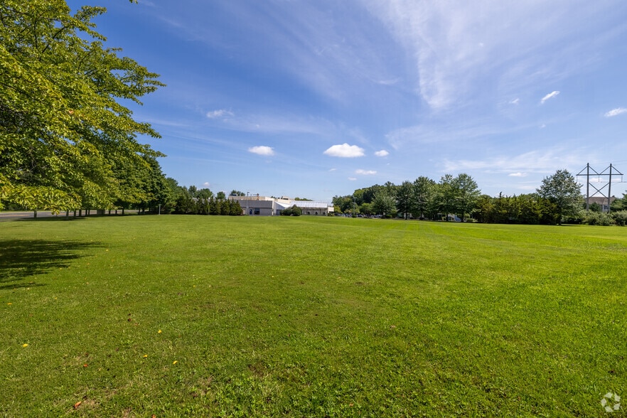 900 Charles Ewing Blvd, Ewing, NJ for sale - Building Photo - Image 2 of 18