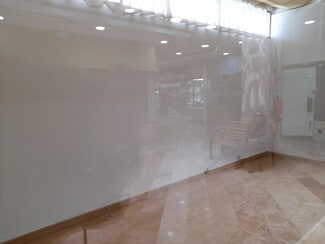 Plus de détails pour Commerce de détail à louer