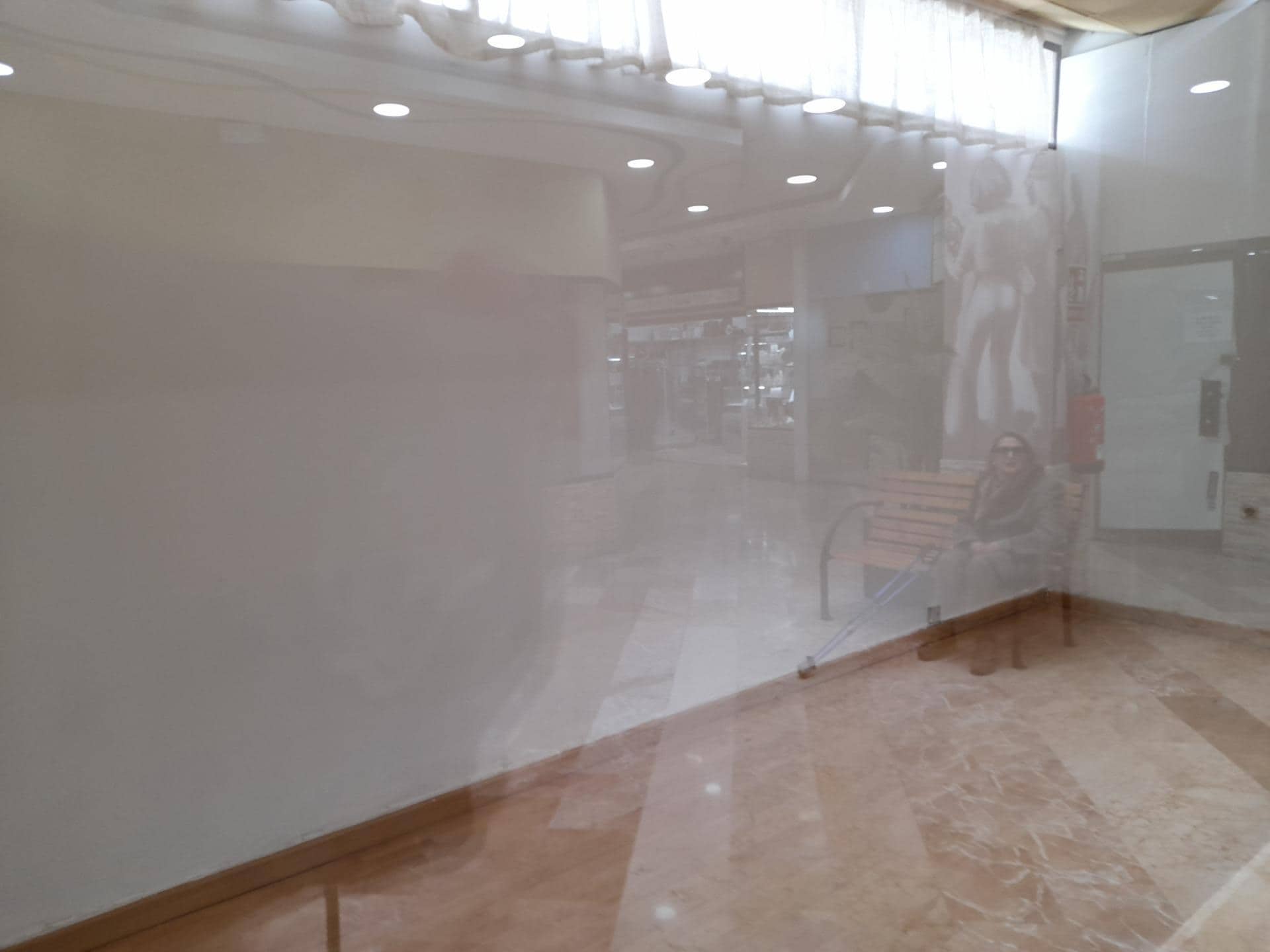 Retail in Cáceres, Cáceres for lease Building Photo- Image 1 of 5