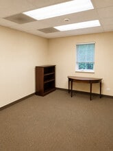 5455 W Grand Ave, Gurnee, IL for lease Interior Photo- Image 2 of 7