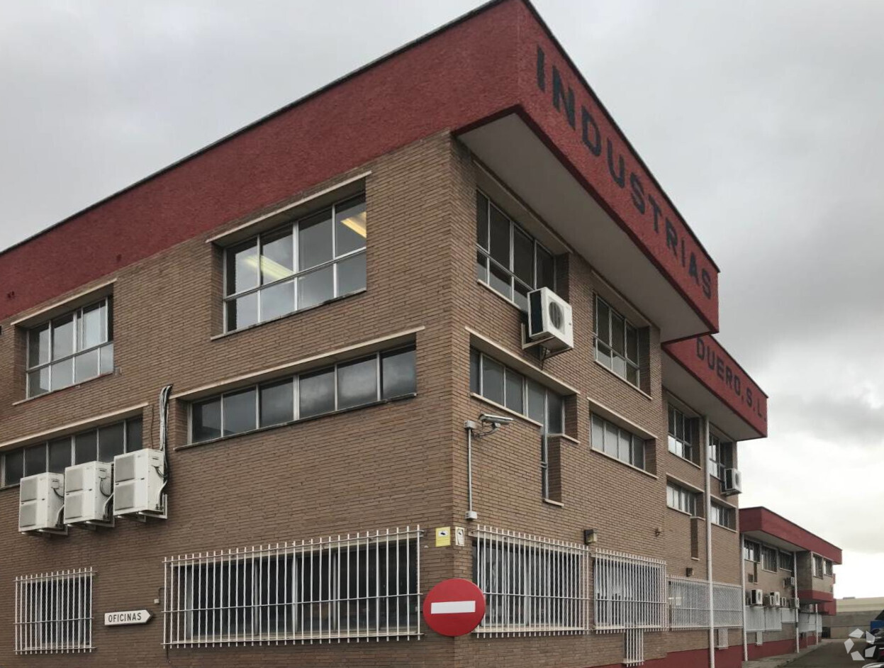 Industrial in Madrid, MAD for lease Building Photo- Image 1 of 6