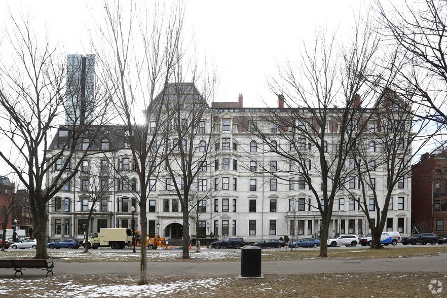 160 Commonwealth Ave, Boston, MA à louer - Photo du bâtiment - Image 3 de 12