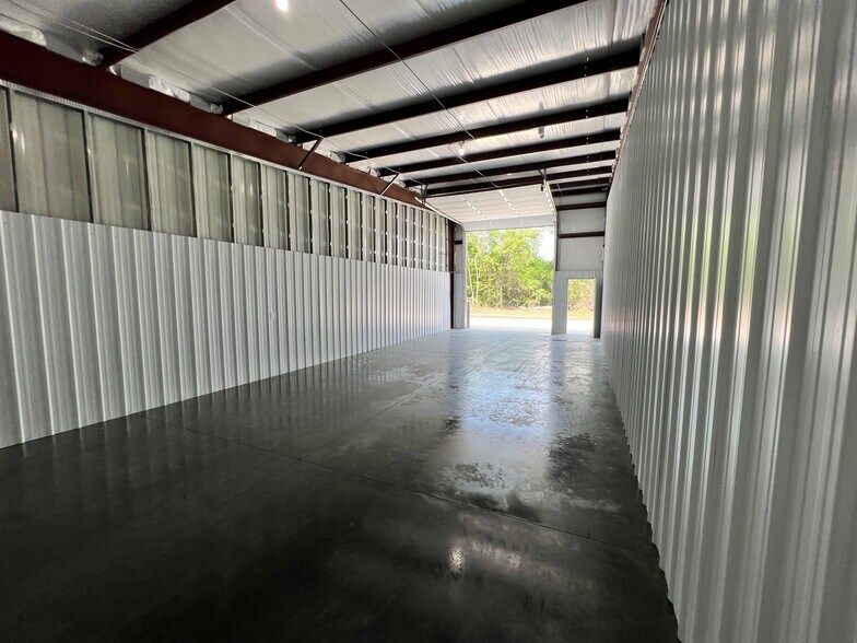 660 NE US Highway 24, Topeka, KS à louer - Photo intérieure - Image 3 de 10