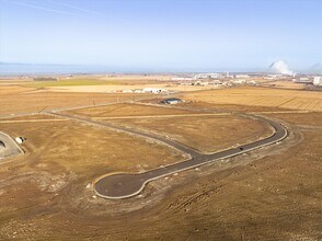 119 Legacy Ln, Moses Lake, WA - AERIAL  map view - Image1