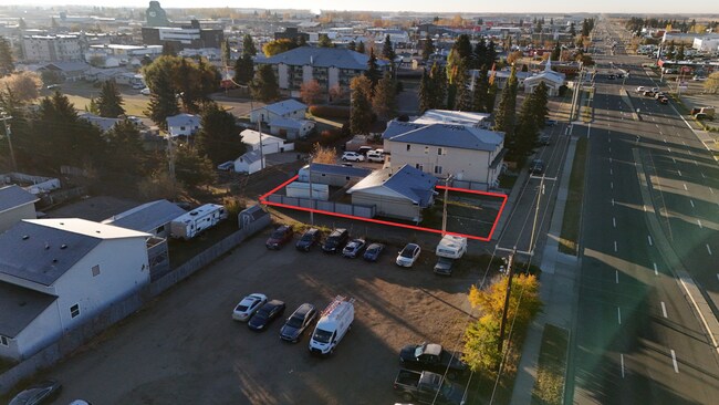 Plus de détails pour 306 Calahoo Rd, Spruce Grove, AB - Bureau à vendre