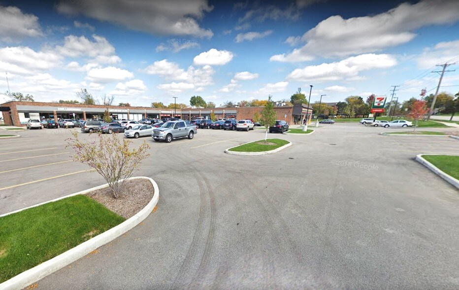 2306-2332 Hassell Rd, Hoffman Estates, IL à vendre - Photo du bâtiment - Image 3 de 18