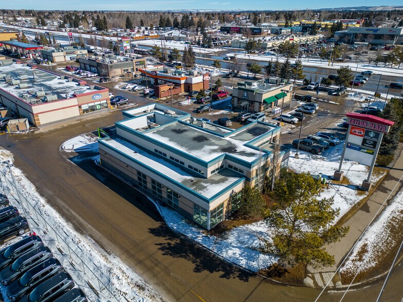 6730 Taylor Dr, Red Deer, AB for lease - Building Photo - Image 2 of 8