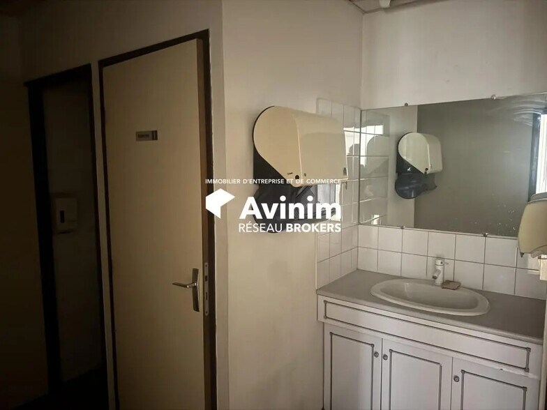 Industriel dans Bobigny à louer - Photo intérieure - Image 3 de 3