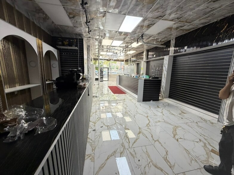 2194 Third Ave, New York, NY for lease - Building Photo - Image 3 of 6