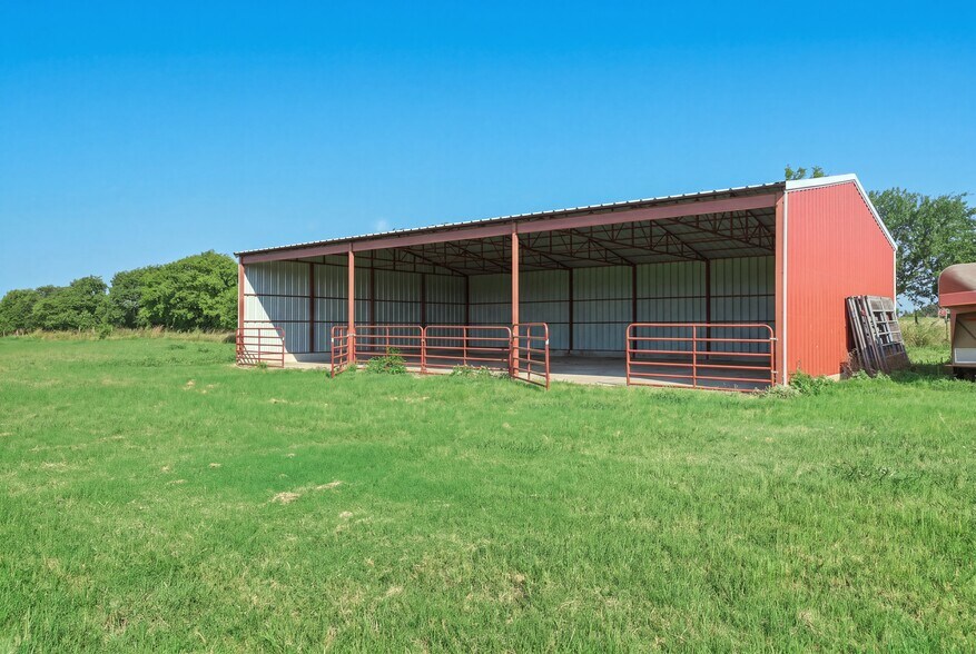 2632 Howell Dr, Venus, TX à vendre - Photo du bâtiment - Image 3 de 29
