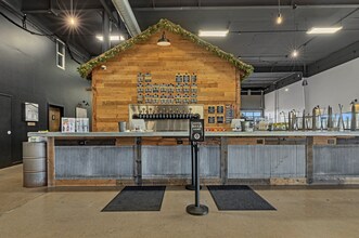 620 Sundial Dr, Waite Park, MN à louer Photo du bâtiment- Image 2 de 11