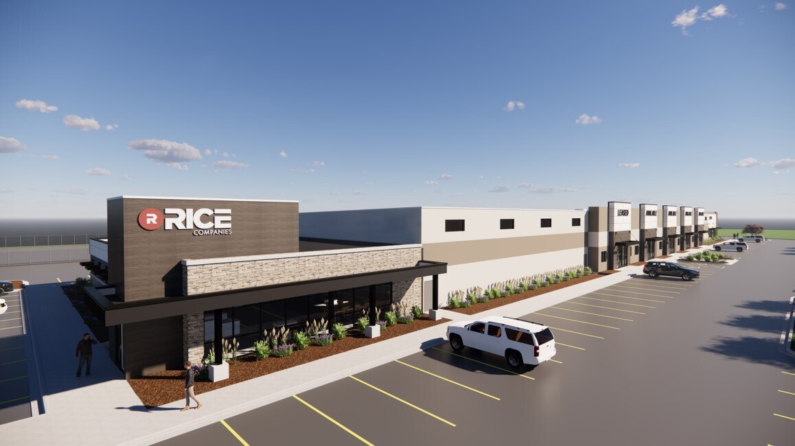 2351 N Victory DR, Mankato, MN for lease Primary Photo- Image 1 of 10