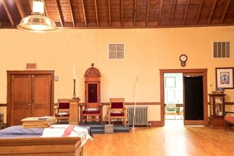 125 Highland Ave, Somerville, MA for lease Interior Photo- Image 2 of 3