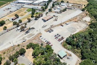 13611 Healdsburg Ave, Healdsburg, CA - AERIAL  map view - Image1