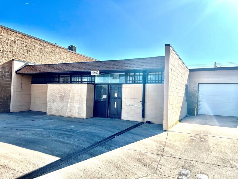 4350 Broadway, Denver, CO à vendre - Photo du bâtiment - Image 1 de 8