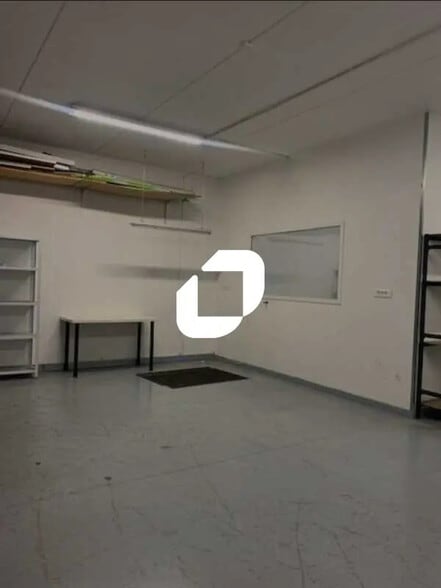 Flex in Massy for lease - Interior Photo - Image 3 of 7