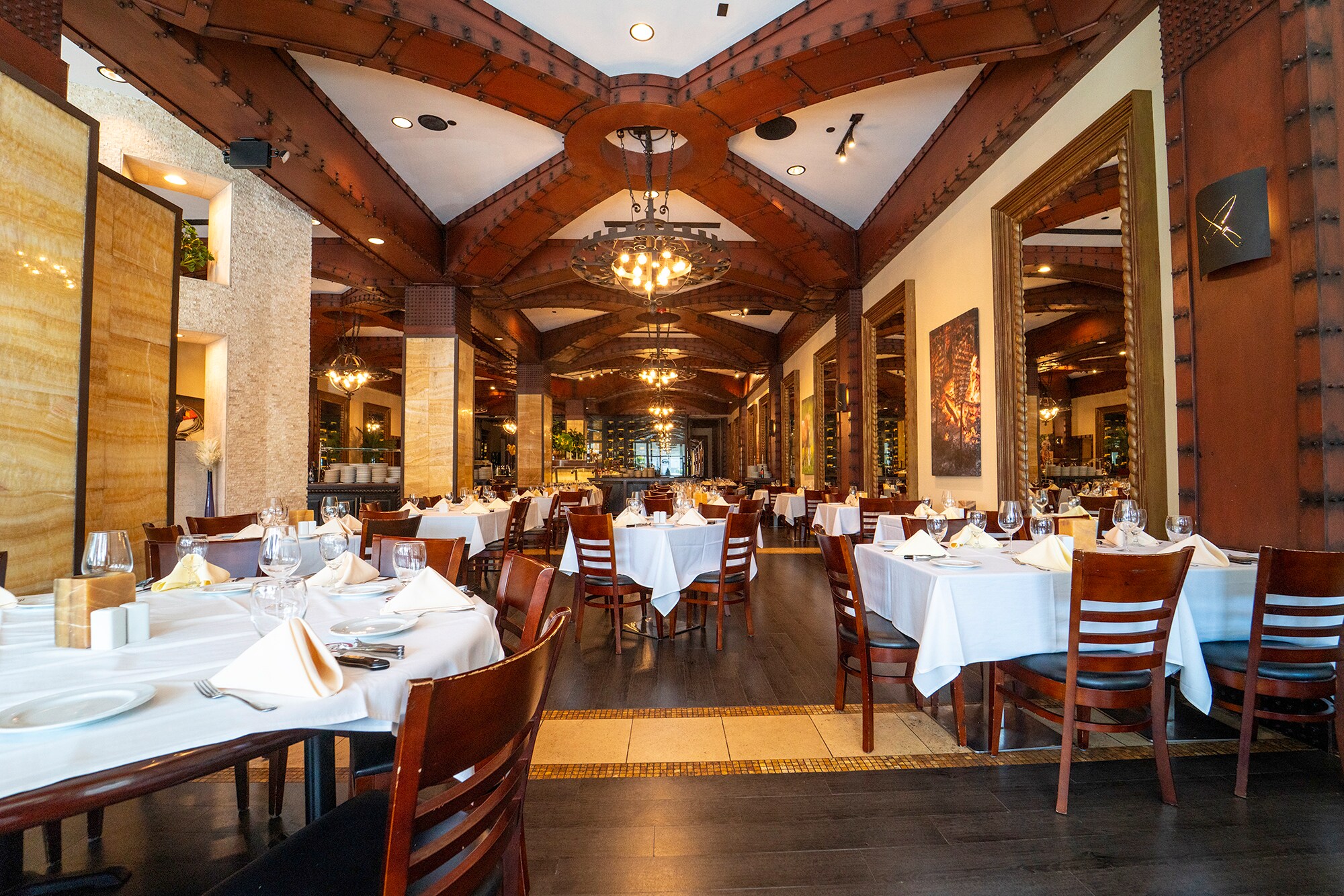 2455 E Sunrise Blvd, Fort Lauderdale, FL à vendre Photo principale- Image 1 de 384