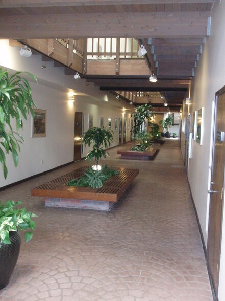 16360 Monterey Rd, Morgan Hill, CA à vendre - Photo intérieure - Image 3 de 13