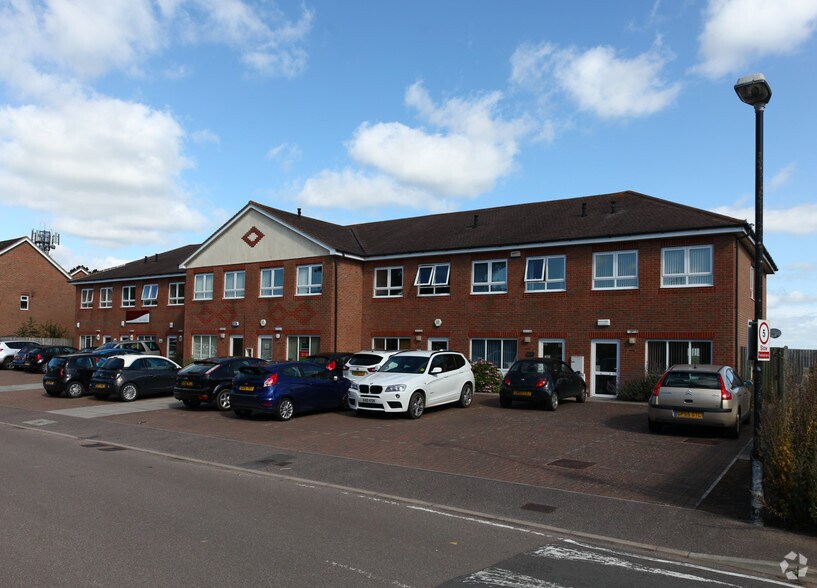 Chain Ln, Battle à vendre - Photo du bâtiment - Image 2 de 5