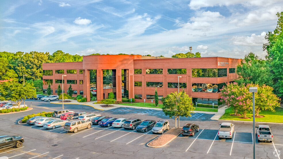 600 Independence Pky, Chesapeake, VA à vendre - Photo principale - Image 1 de 14