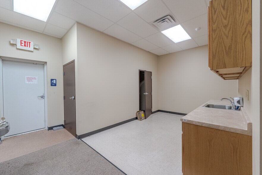 5803 Coliseum Blvd, Alexandria, LA à louer - Photo du bâtiment - Image 2 de 9