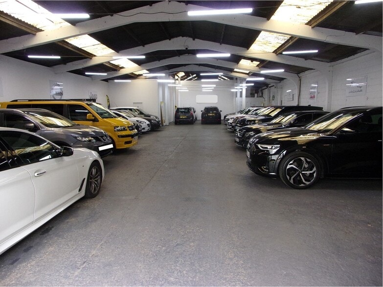 Lansdowne Rd, Tilbury for sale - Building Photo - Image 3 of 5