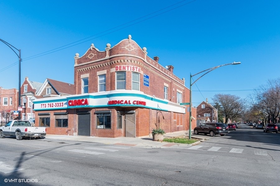 2859 S Pulaski Rd, Chicago, IL à vendre Photo du bâtiment- Image 1 de 1