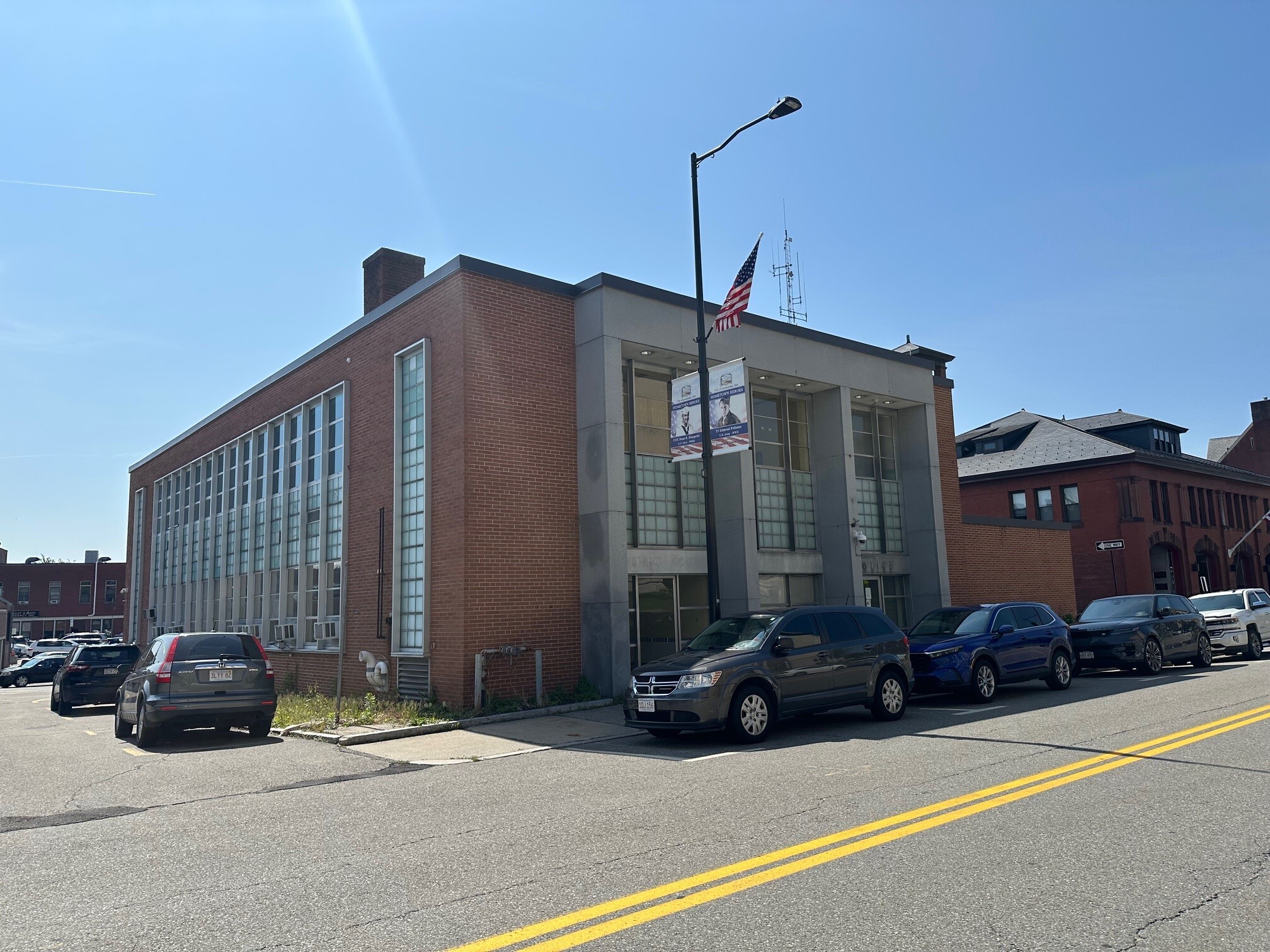 29 Church St, Leominster, MA for sale Primary Photo- Image 1 of 36