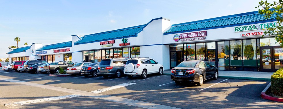 13518 Harbor Blvd, Garden Grove, CA for lease - Building Photo - Image 2 of 9