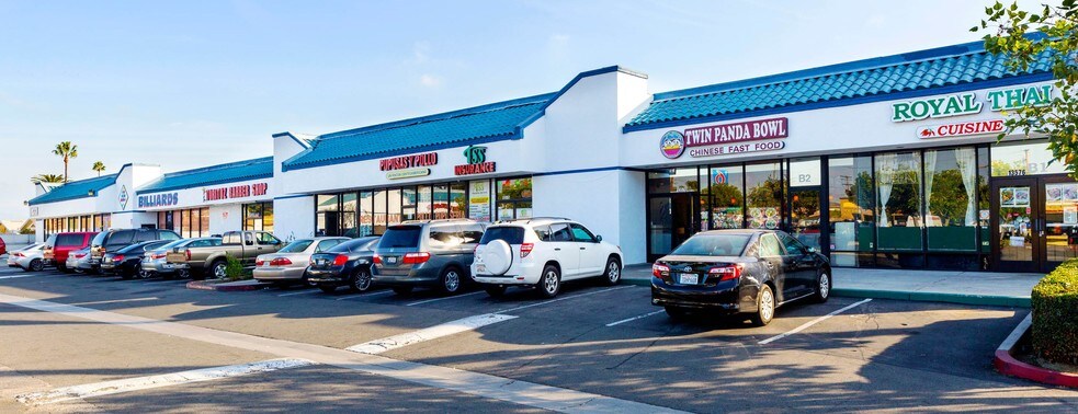 13518 Harbor Blvd, Garden Grove, CA à louer - Photo du bâtiment - Image 2 de 9