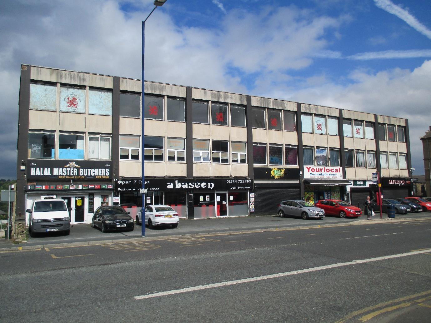80-92 Manningham Ln, Bradford à louer Photo du bâtiment- Image 1 de 2