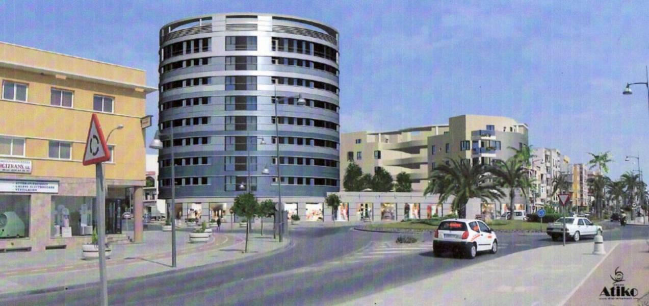 Commerce de détail dans Almería à louer Photo du bâtiment- Image 1 de 3