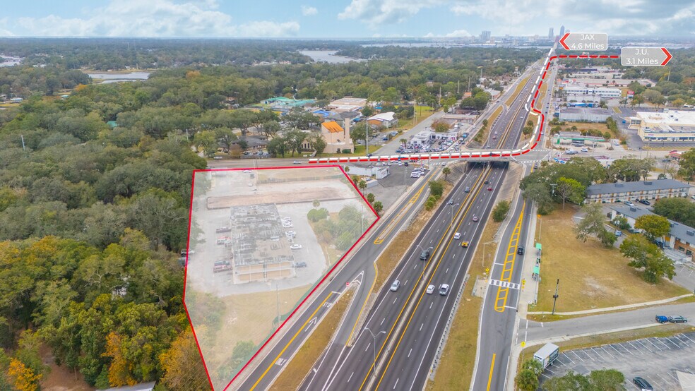 747 Arlington Rd N, Jacksonville, FL à vendre - Photo du bâtiment - Image 3 de 6