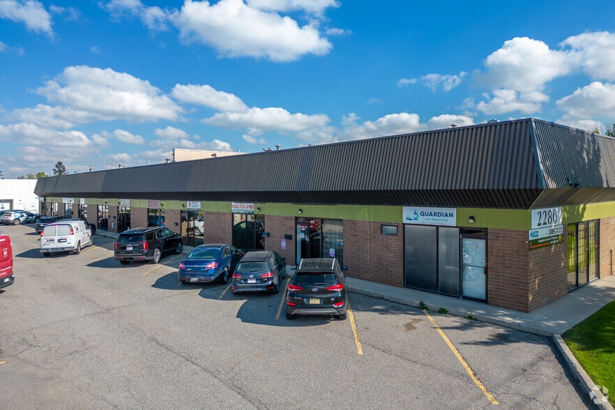 2280 39th Ave NE, Calgary, AB for sale - Building Photo - Image 2 of 6