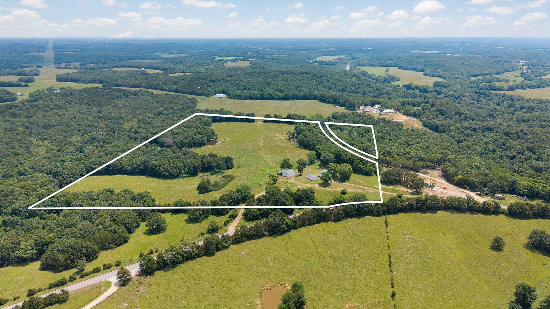 30017 Jeffries Rd, Richland, MO for sale Primary Photo- Image 1 of 50