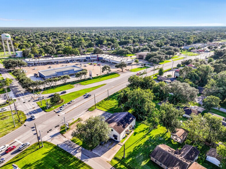 5001 Broadway St, Pearland, TX à louer - Photo du bâtiment - Image 3 de 27