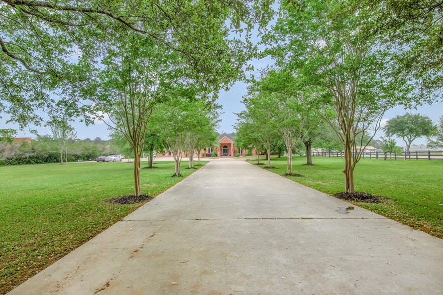 17004 Grant Rd, Cypress, TX for sale - Building Photo - Image 2 of 30