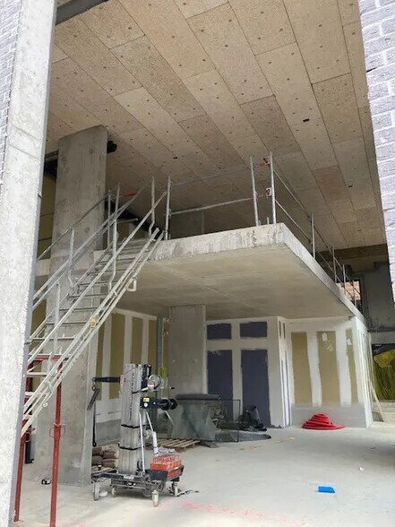 Flex dans Vitry-sur-Seine à louer - Photo de construction - Image 2 de 4