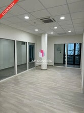 Office in Le Port-Marly for lease Building Photo- Image 2 of 10